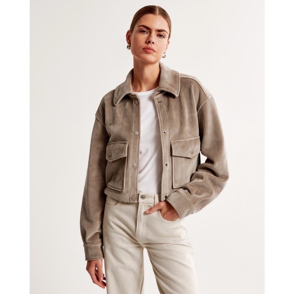 Abercrombie & Fitch Cropped Corduroy Velour Shirt Jacket Medium New With Tags‎